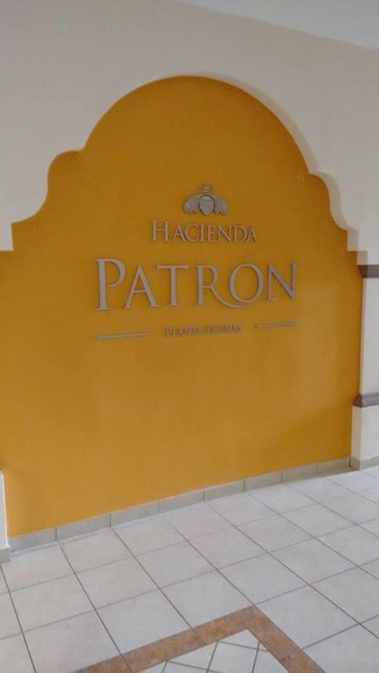 Letrero Tequila Patron